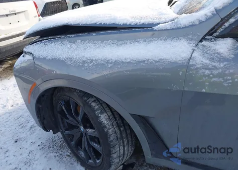 2023 BMW X7 xDrive40I из США, поврежденный, VIN 5UX23EM04P9R18295